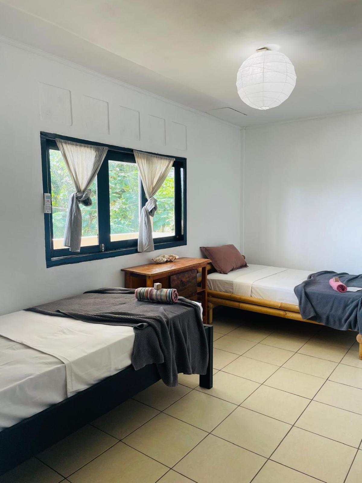 Merdeka House Maluk Cameră foto